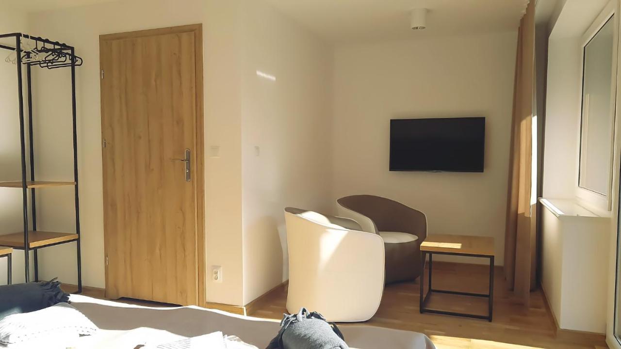 Wodnik Uslugi Hotelarskie, Apartamenty Ровы Экстерьер фото