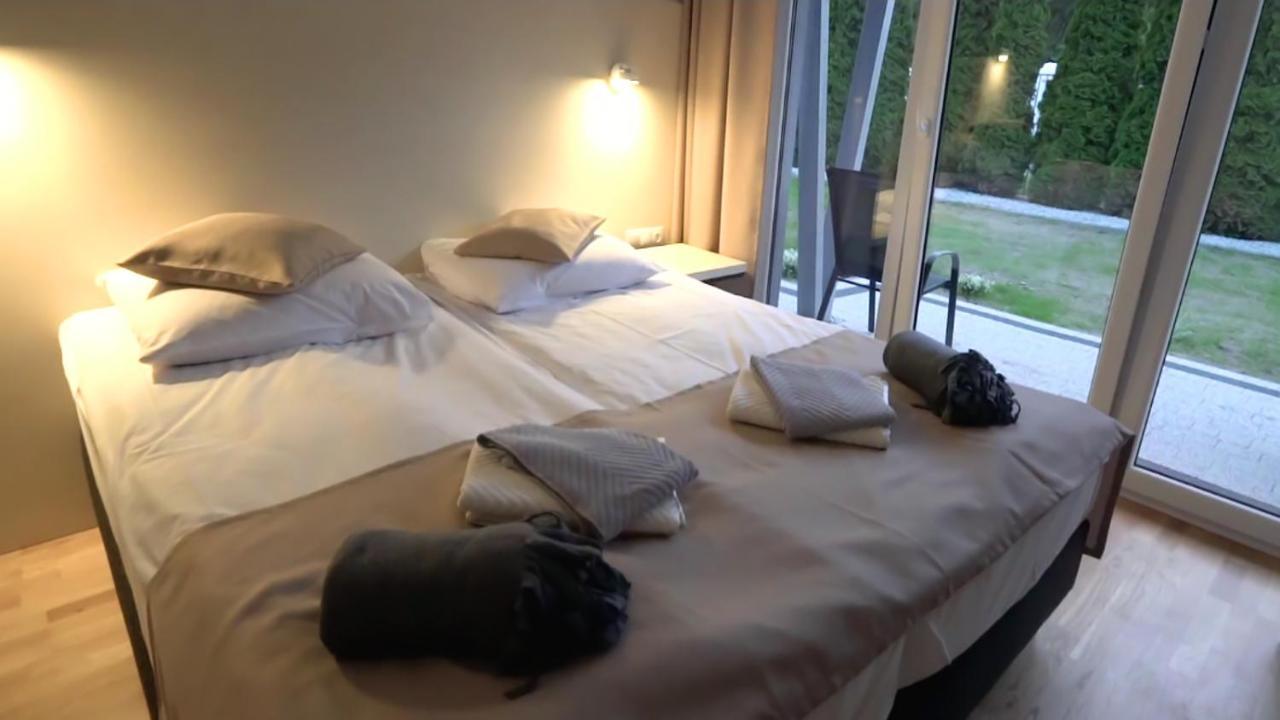 Wodnik Uslugi Hotelarskie, Apartamenty Ровы Экстерьер фото